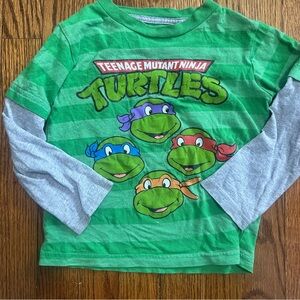 Nickelodeon Green and Gray Teenage Mutant Ninja Turtles Long Sleeve Tee